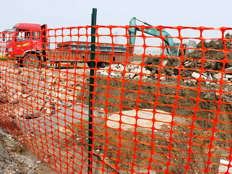 Super Tarps Safety Fence – HDPE Warning Barrier Mesh for Construction & Crowd Control