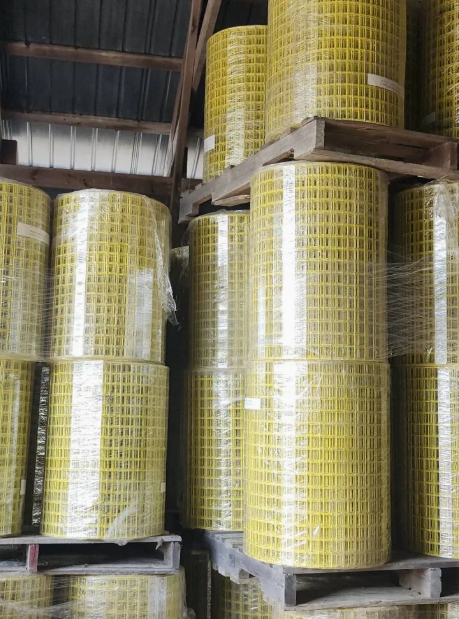 Super Tarps Welded Wire Mesh – Heavy Duty Galvanized Steel Mesh for Fencing & Construction
